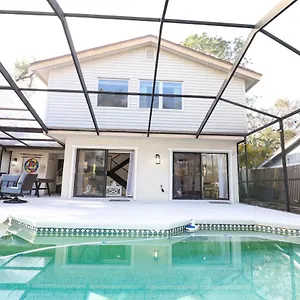  Holiday home Boho Oasis With Pool- Paradise For Work & Fun